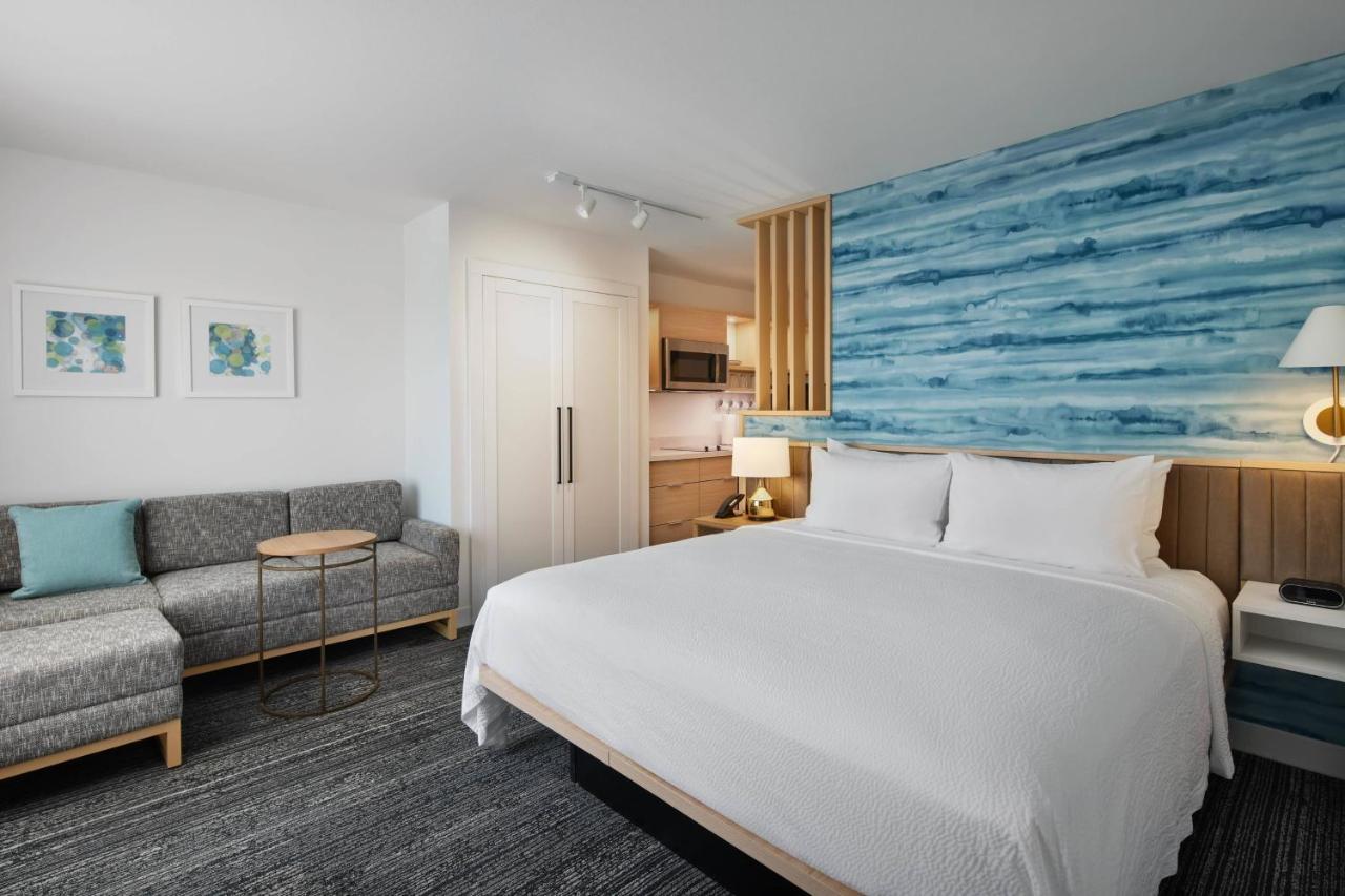 Towneplace Suites By Marriott Tampa Casino Area Orient Park Экстерьер фото