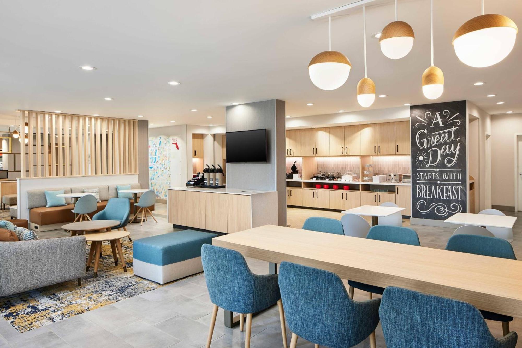 Towneplace Suites By Marriott Tampa Casino Area Orient Park Экстерьер фото